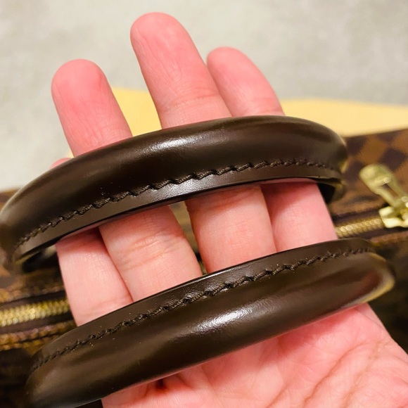 SOLD on EMT Louis Vuitton Speedy 35 Bandouliere Damier - Picture 2 of 13